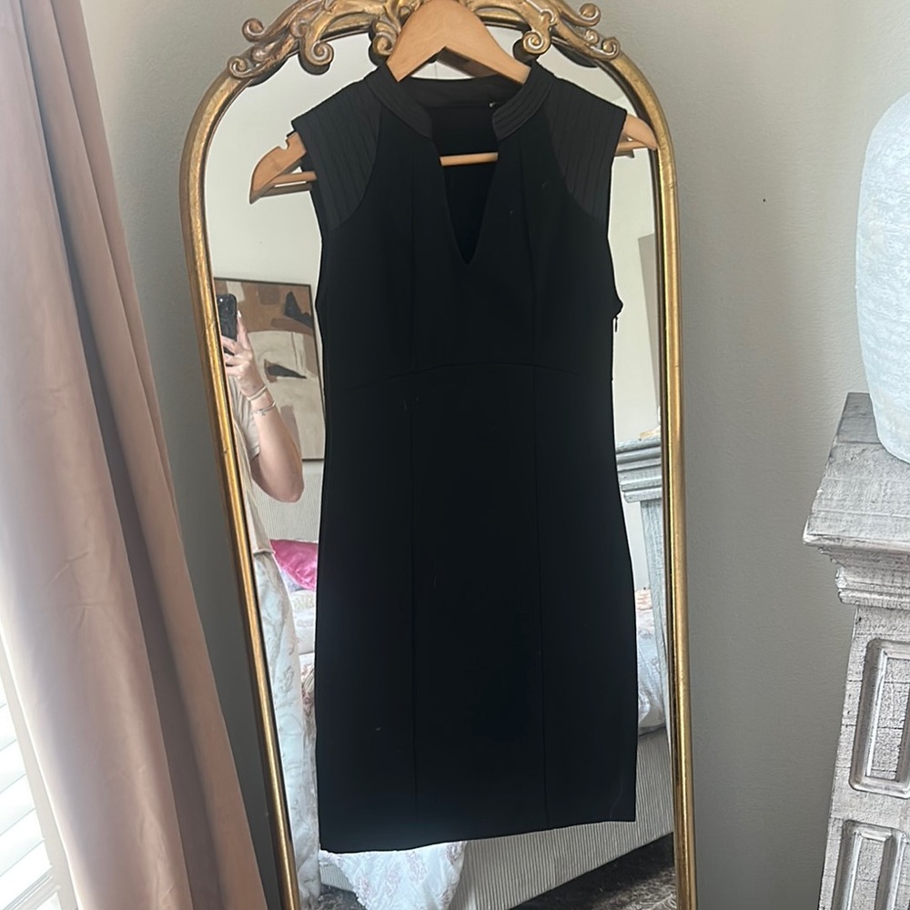 Elegant Black Sleeveless Dress